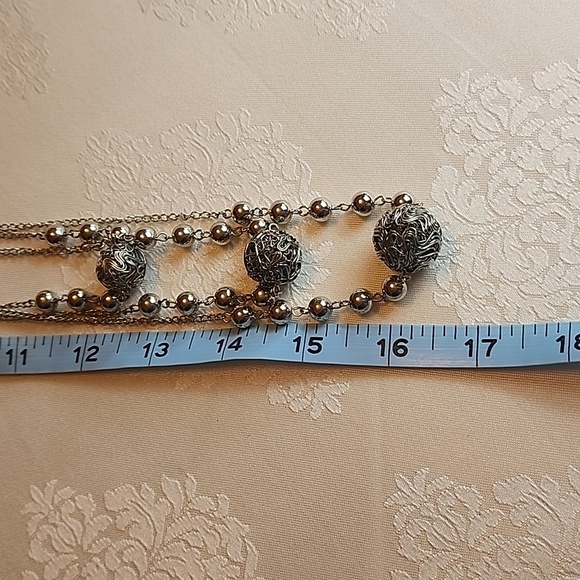 Silver Tone Layered Drop Bead Pendant Necklace - Picture 5 of 6